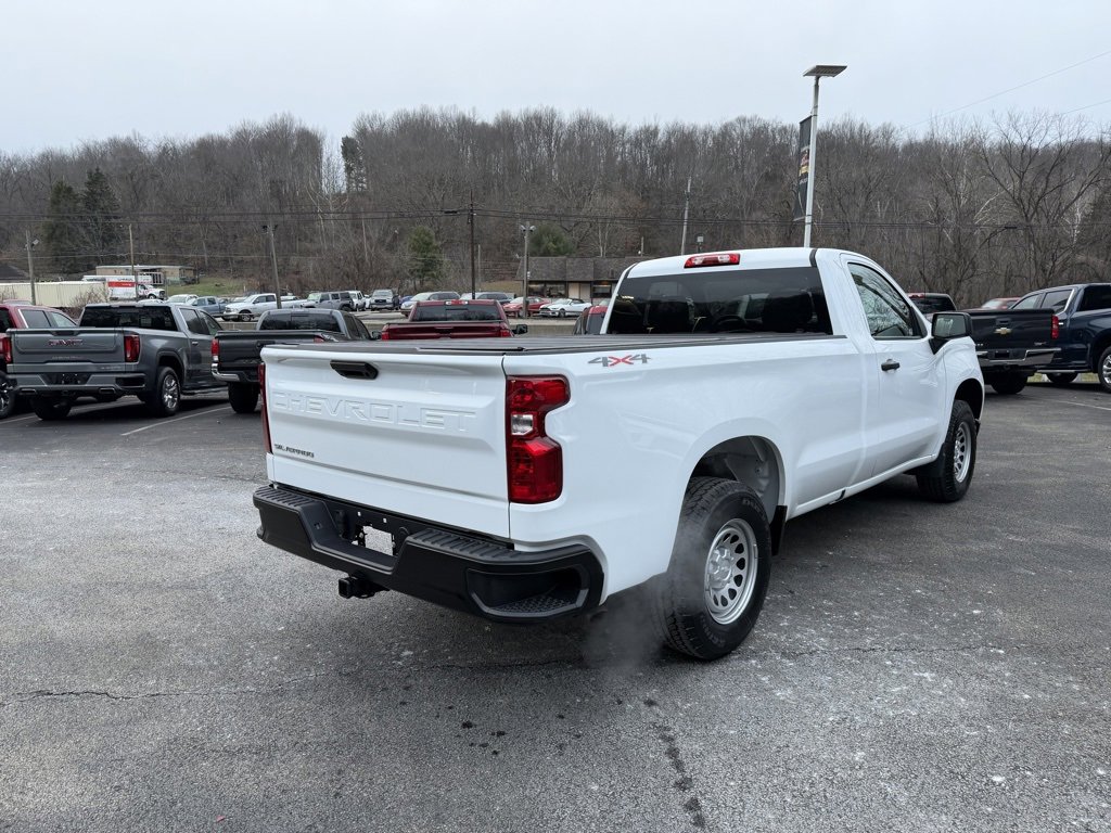Used 2025 Chevrolet Silverado 1500 W/T w/ WT Value Package image 3