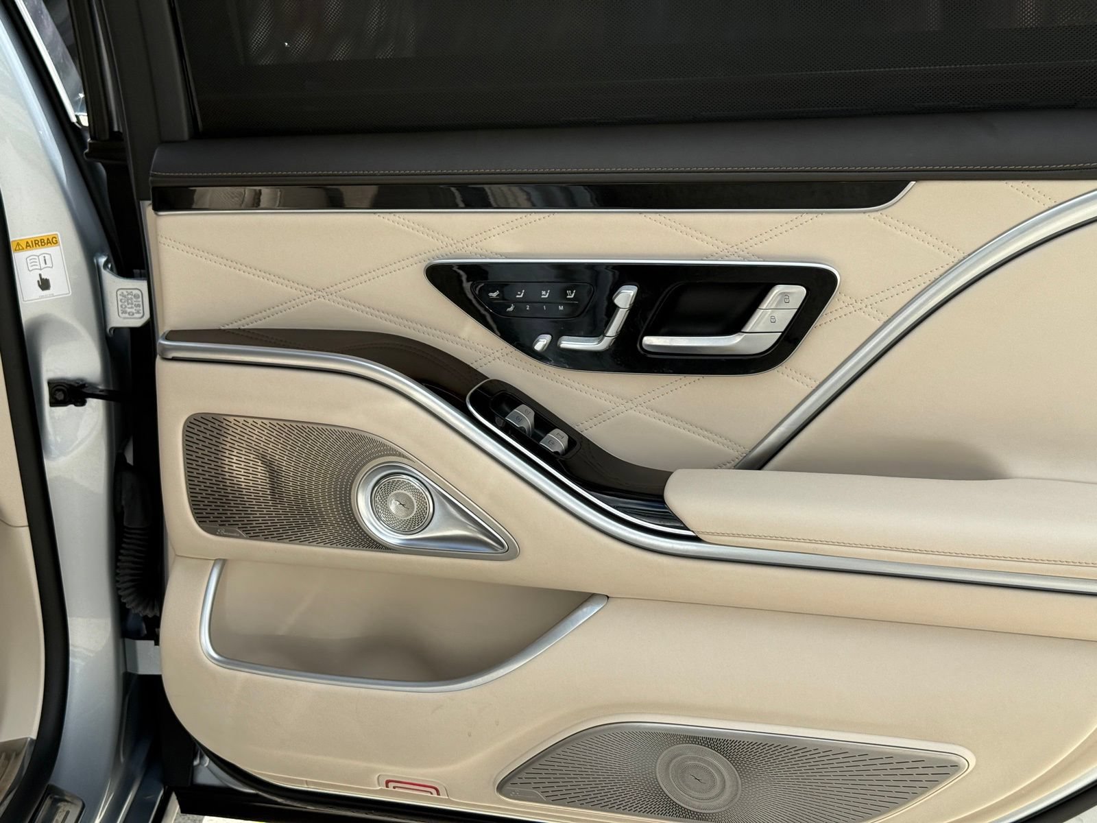 Used 2024 Mercedes-Benz Maybach S 580 4MATIC image 26