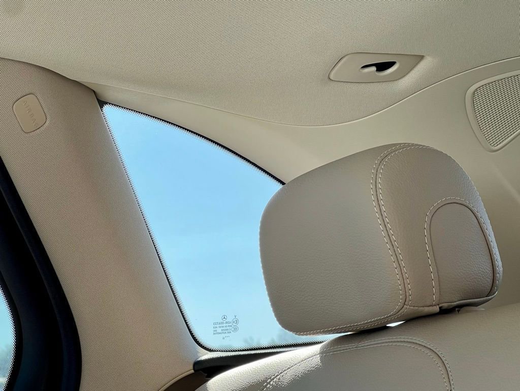 Certified 2022 Mercedes-Benz GLC 300 4MATIC image 11