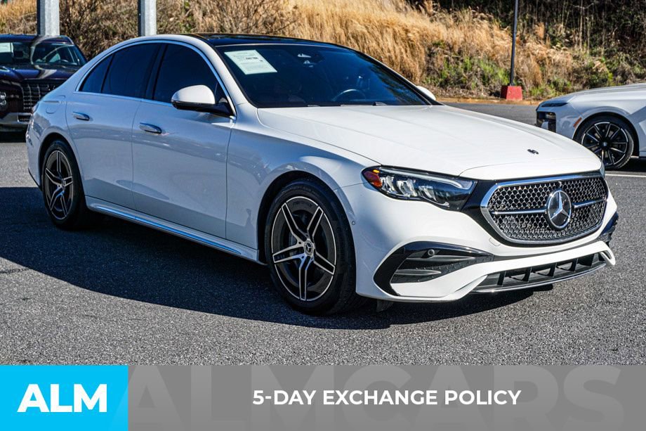 Used 2024 Mercedes-Benz E 450 4MATIC Sedan w/ MBUS Superscreen Package image 3