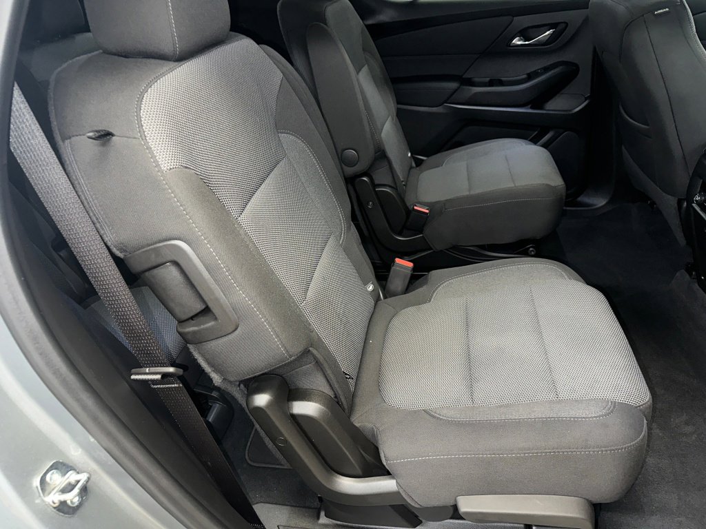 Certified 2023 Chevrolet Traverse LT image 31