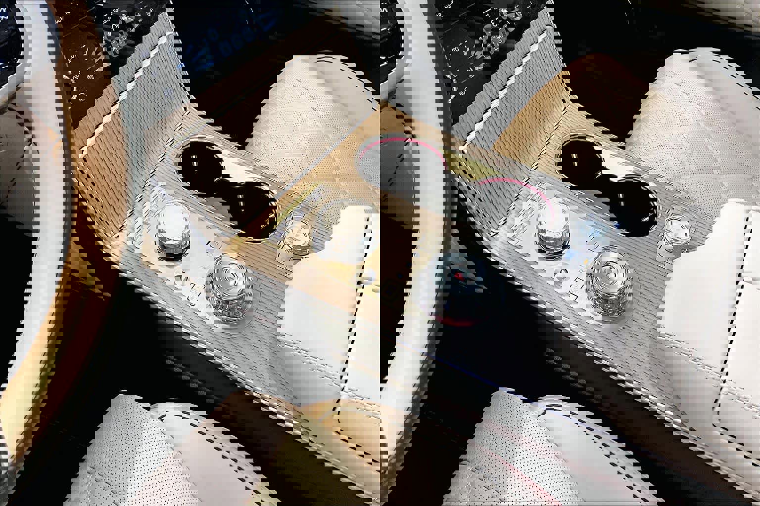 Used 2025 Genesis GV80 3.5T Prestige image 17