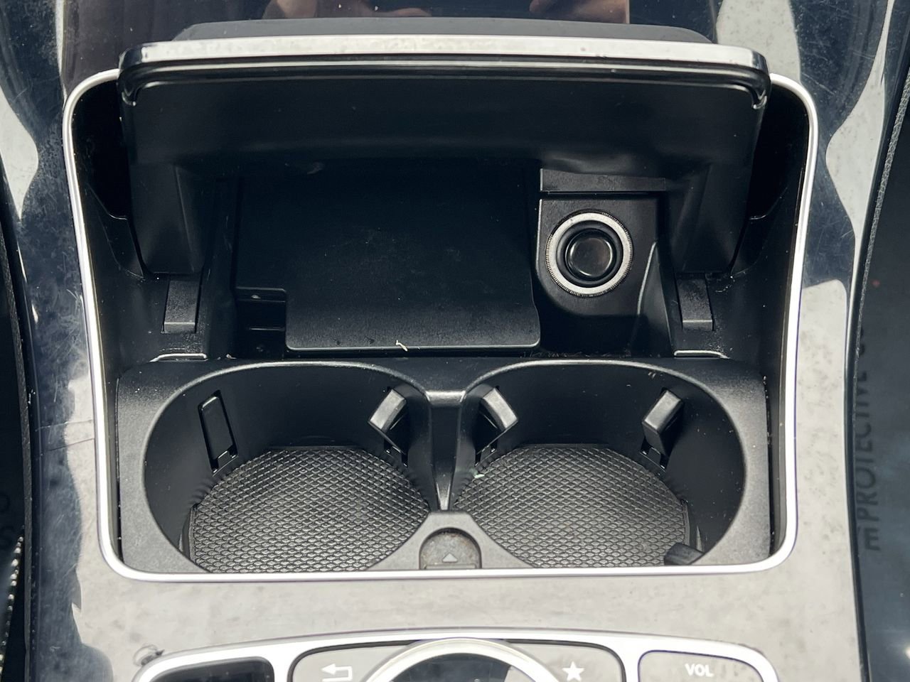 Used 2018 Mercedes-Benz C 300 Sedan image 7