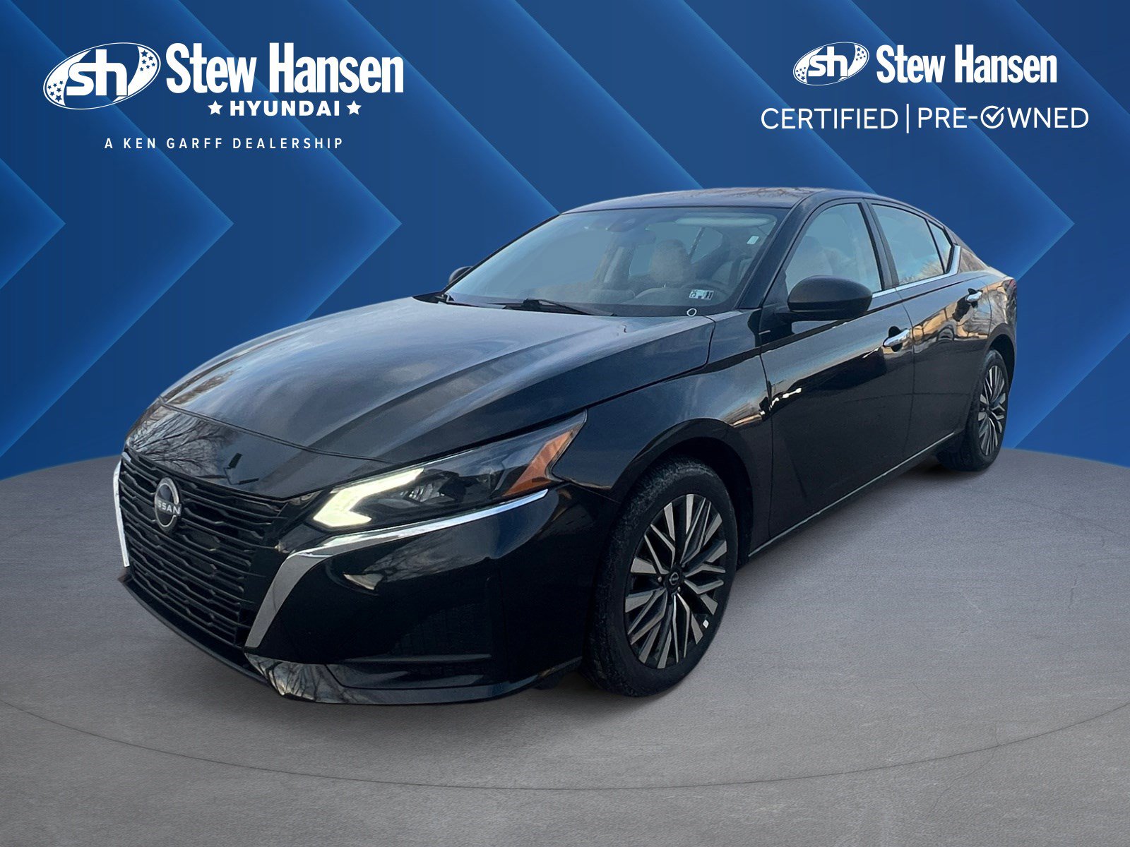 Used 2025 Nissan Altima 2.5 SV image 1