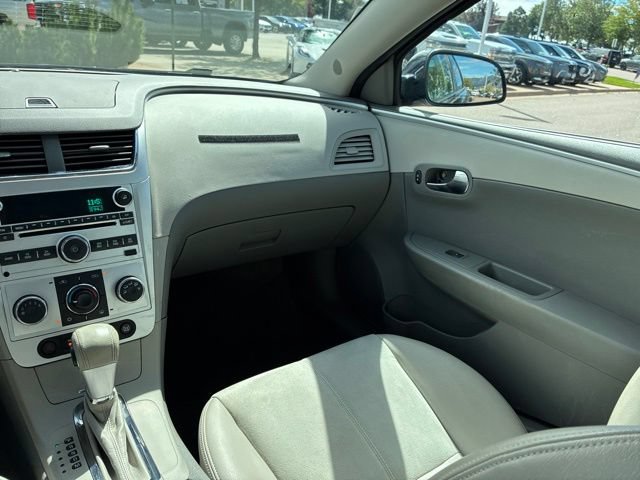 Used 2011 Chevrolet Malibu LT w/ HFV6 Engine Package FWD image 18