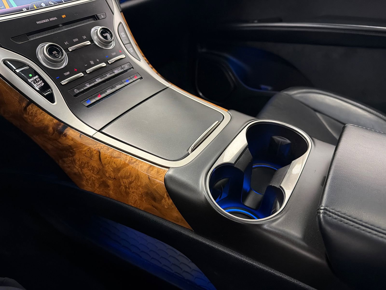 Used 2016 Lincoln MKX Reserve w/ Technology Package image 27