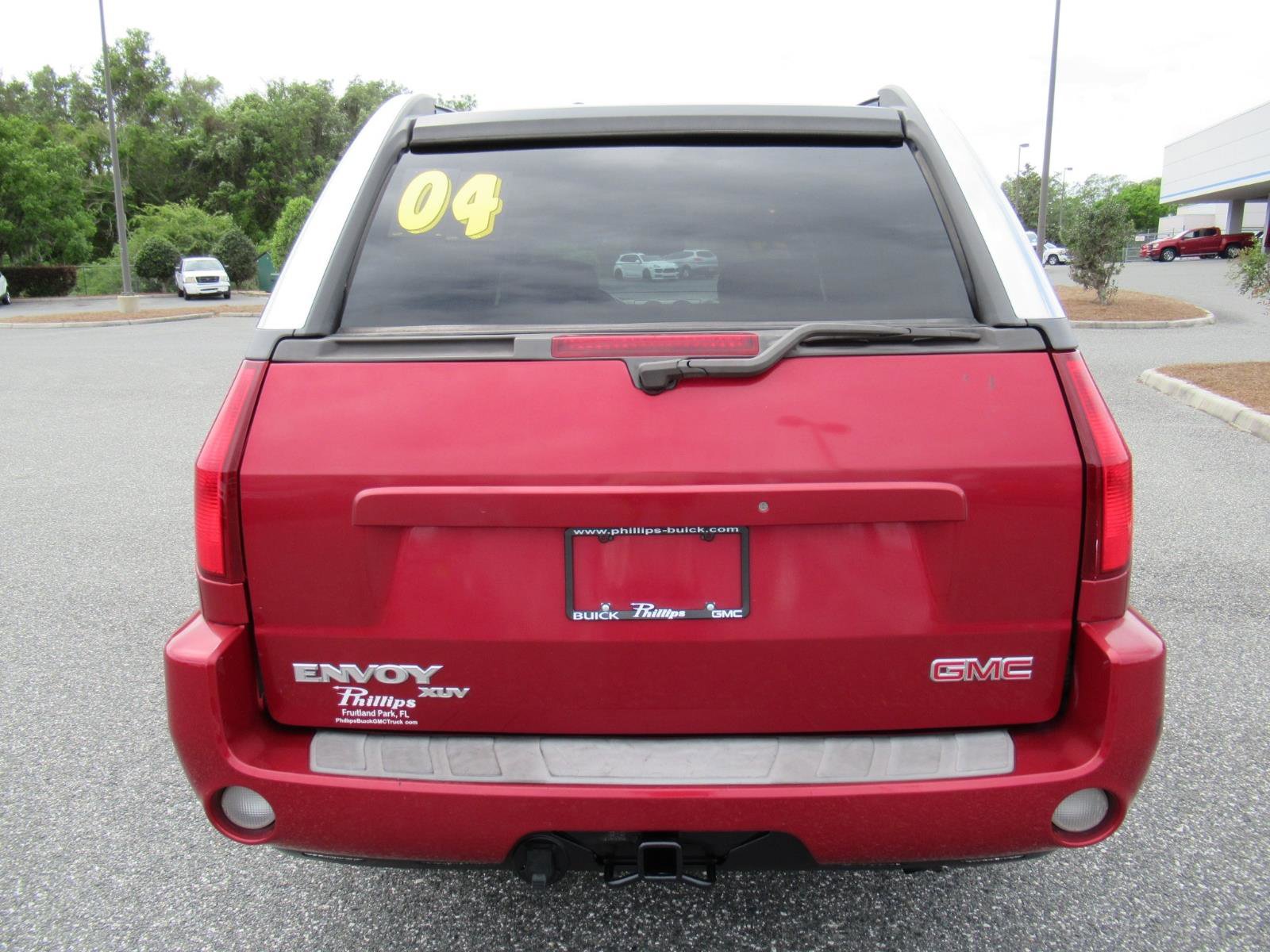 Used 2004 GMC Envoy XUV SLE w/ 1SB Preferred Equipment Group AWD/4WD image 6