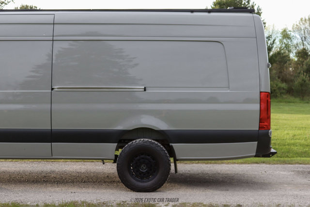 Used 2023 Mercedes-Benz Sprinter 2500 image 5