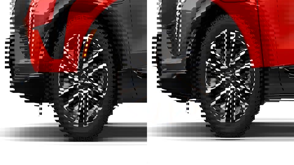 New 2025 Cadillac Optiq Sport 1 w/ LPO, Floor Liner Package image 27