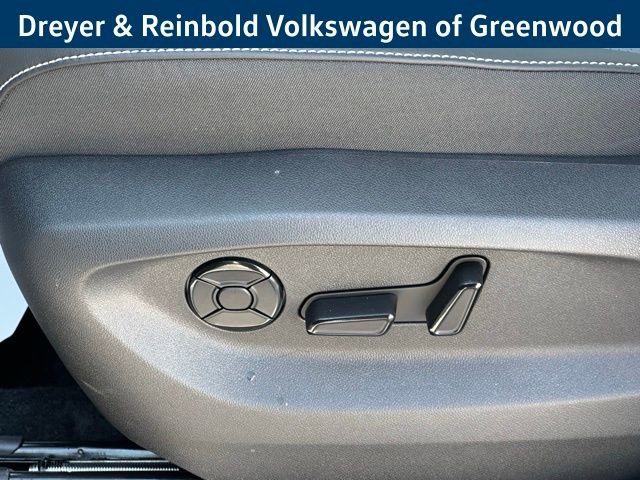 New 2026 Volkswagen Tiguan SE R-Line image 27