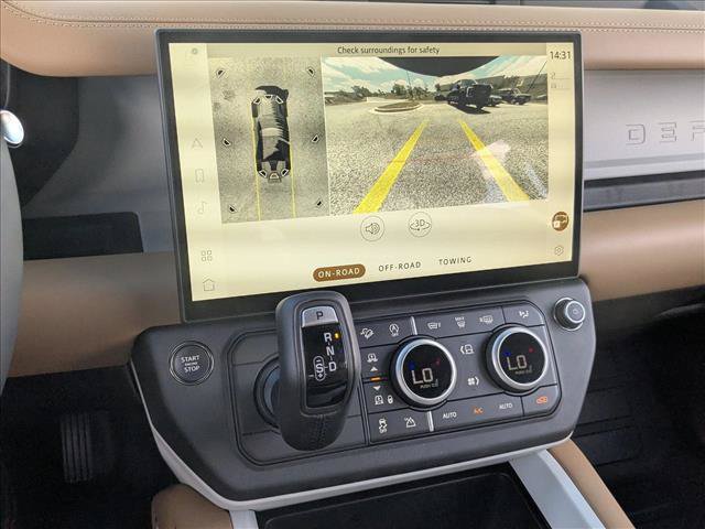 New 2026 Land Rover Defender 110 X-Dynamic SE AWD/4WD image 13
