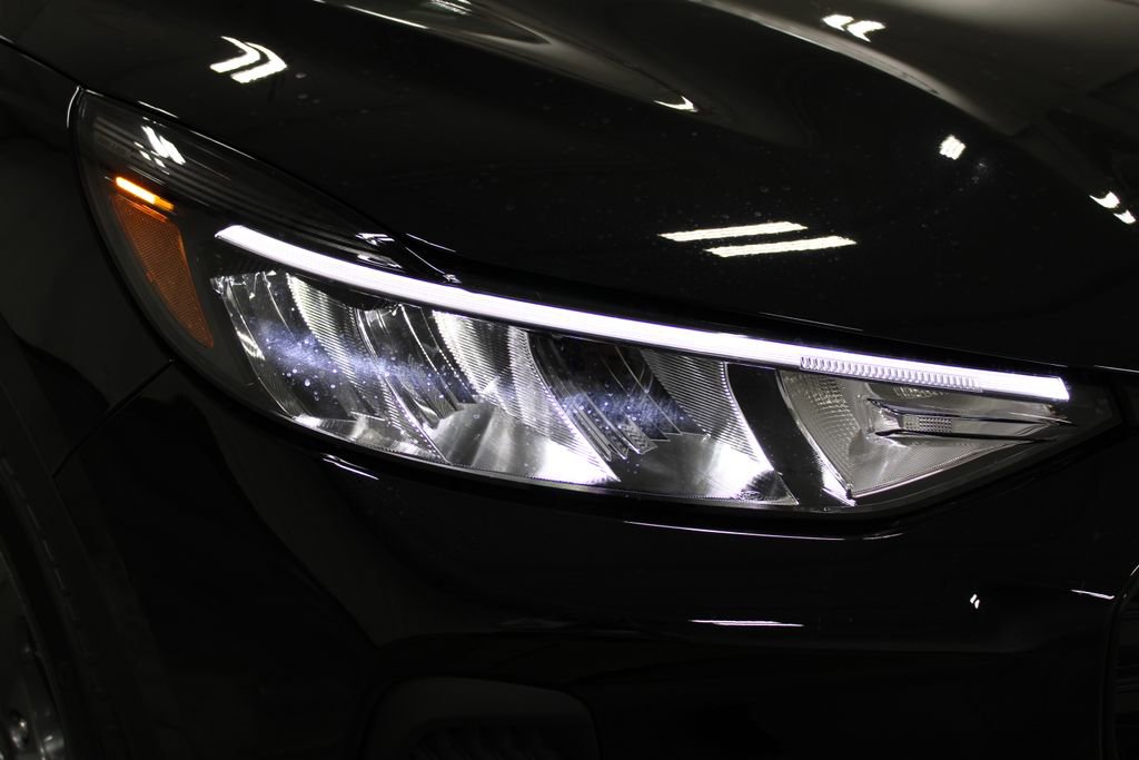 New 2026 Ford Escape ST-Line w/ Cold Weather Package image 11