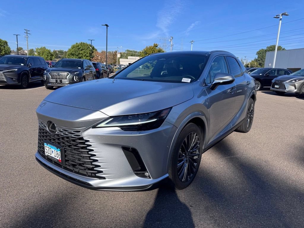 Used 2025 Lexus RX 350 w/ Convenience Package AWD/4WD image 4