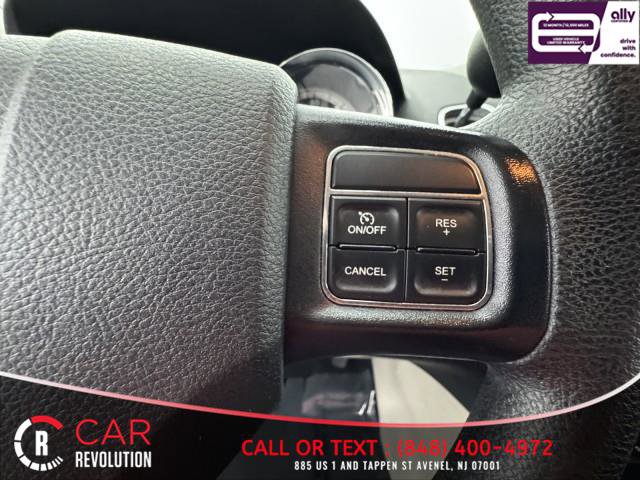 Used 2019 Dodge Grand Caravan SE w/ UConnect Hands-Free Group image 16