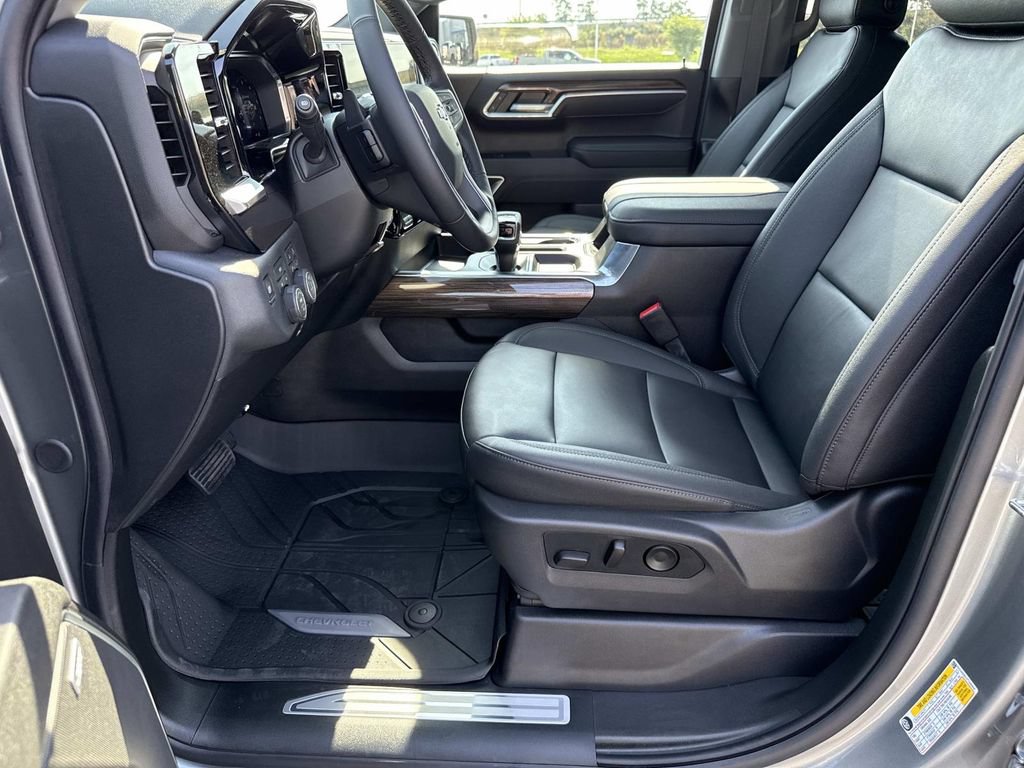 New 2026 Chevrolet Silverado 1500 RST w/ Safety Package AWD/4WD image 10