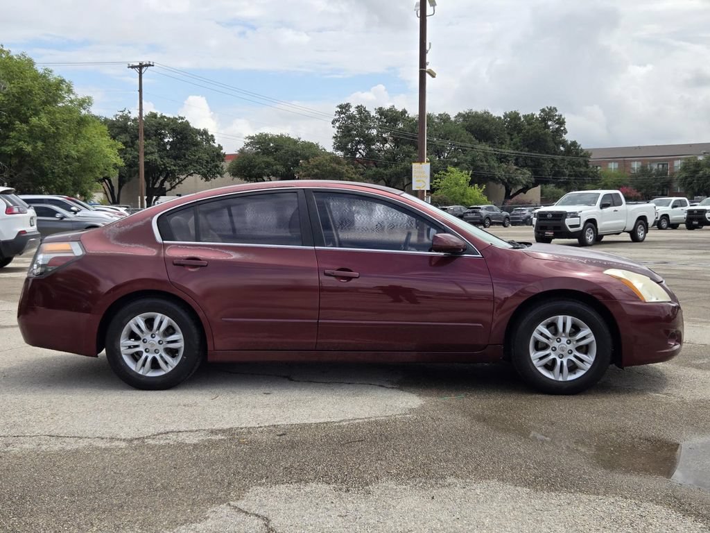 Used 2011 Nissan Altima 2.5 S w/ Convenience Pkg FWD image 8