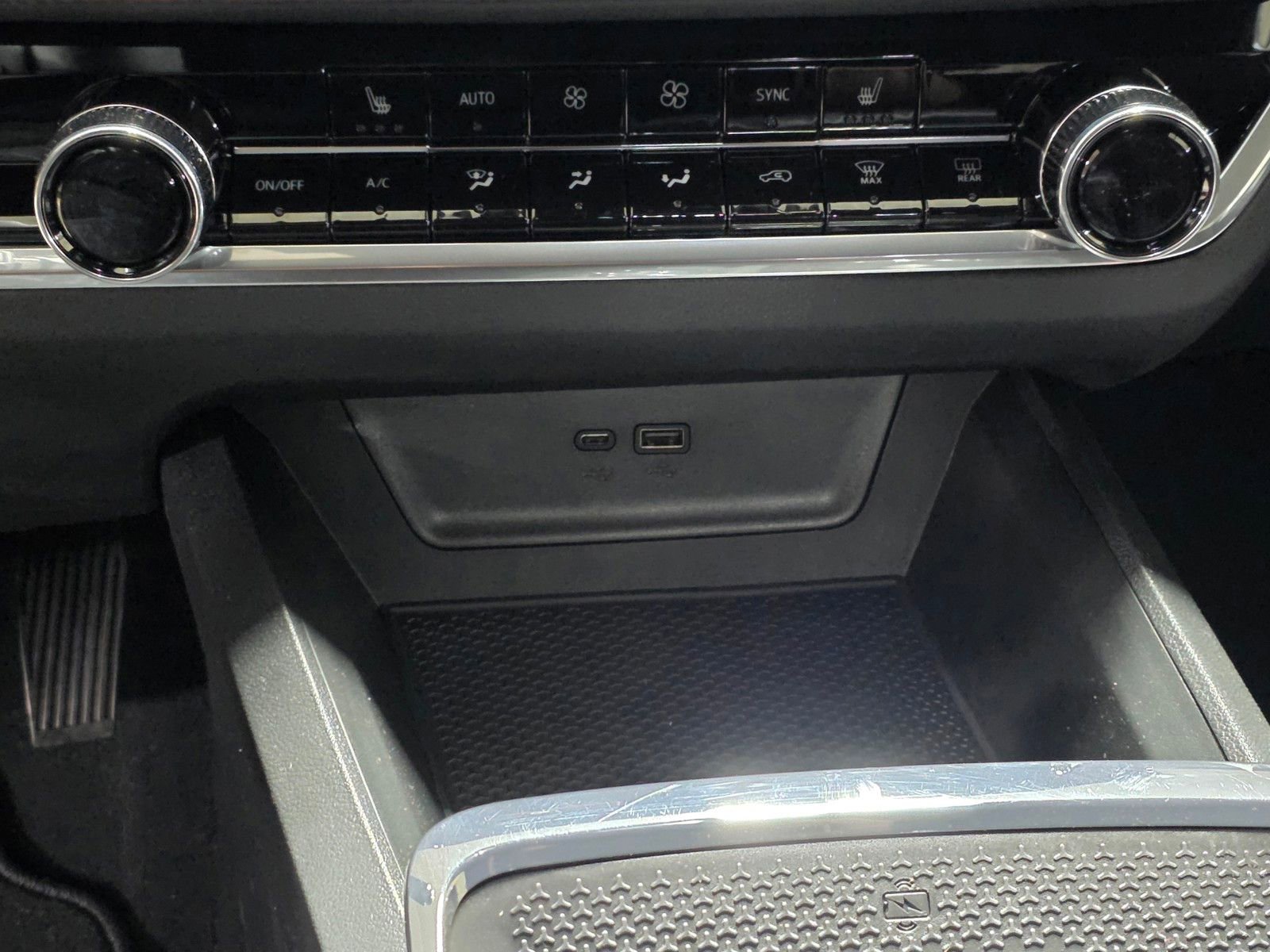 New 2026 Chevrolet Equinox RS image 28