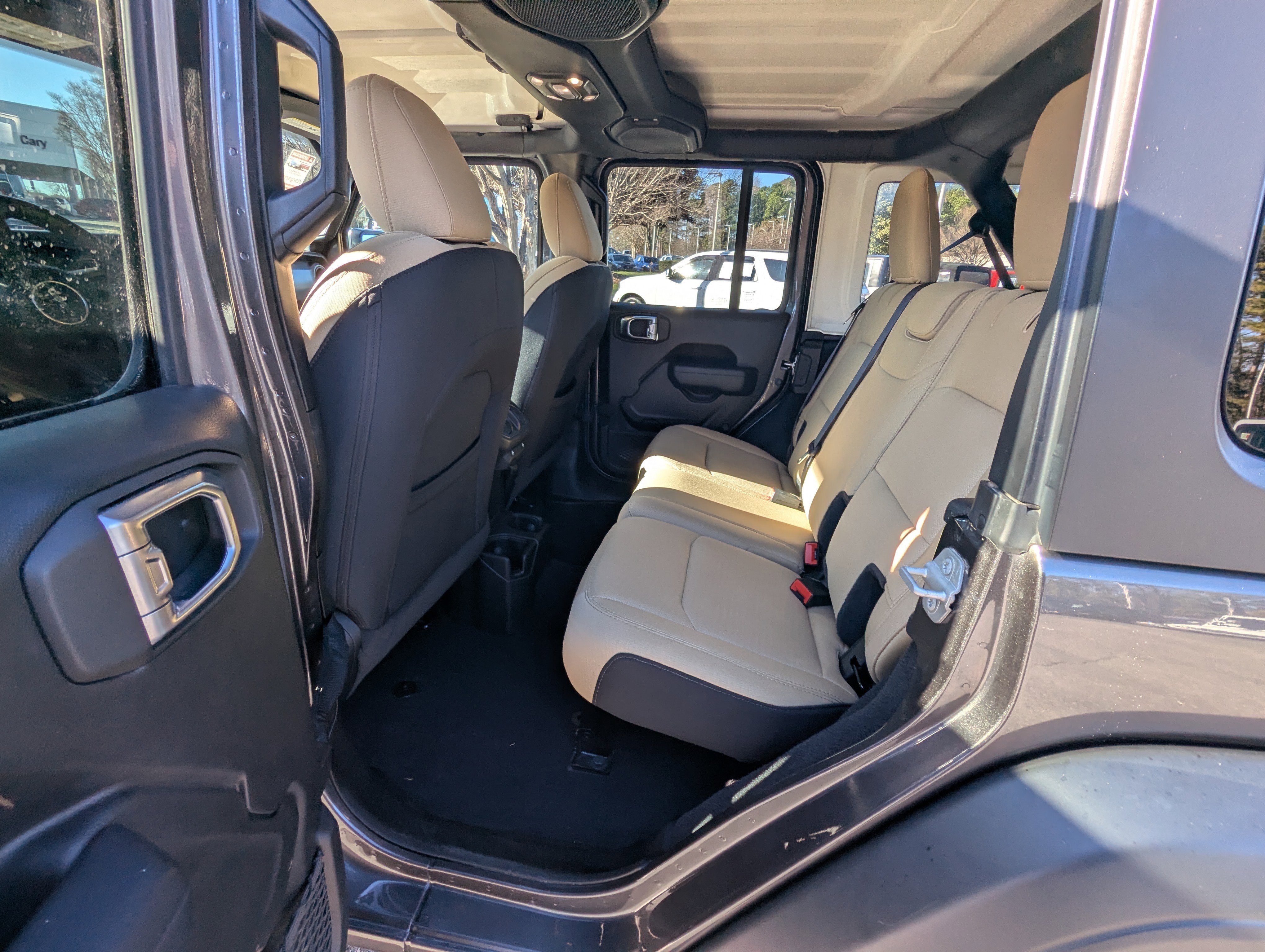 Certified 2022 Jeep Wrangler Sport S image 11