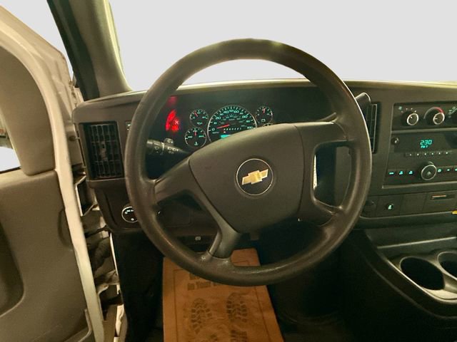 Used 2014 Chevrolet Express 1500 image 12