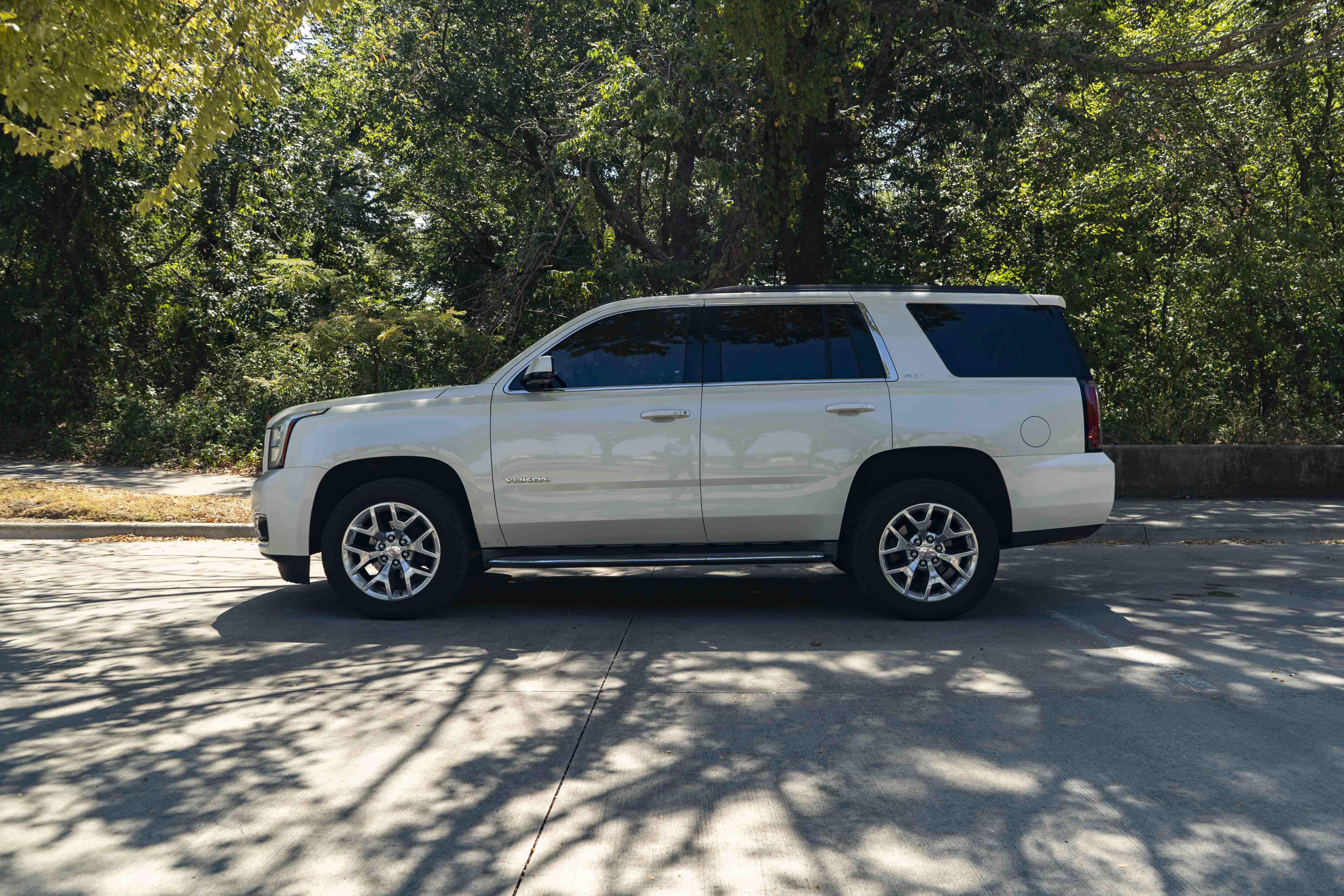 Used 2015 GMC Yukon SLT w/ Open Road Package RWD image 6