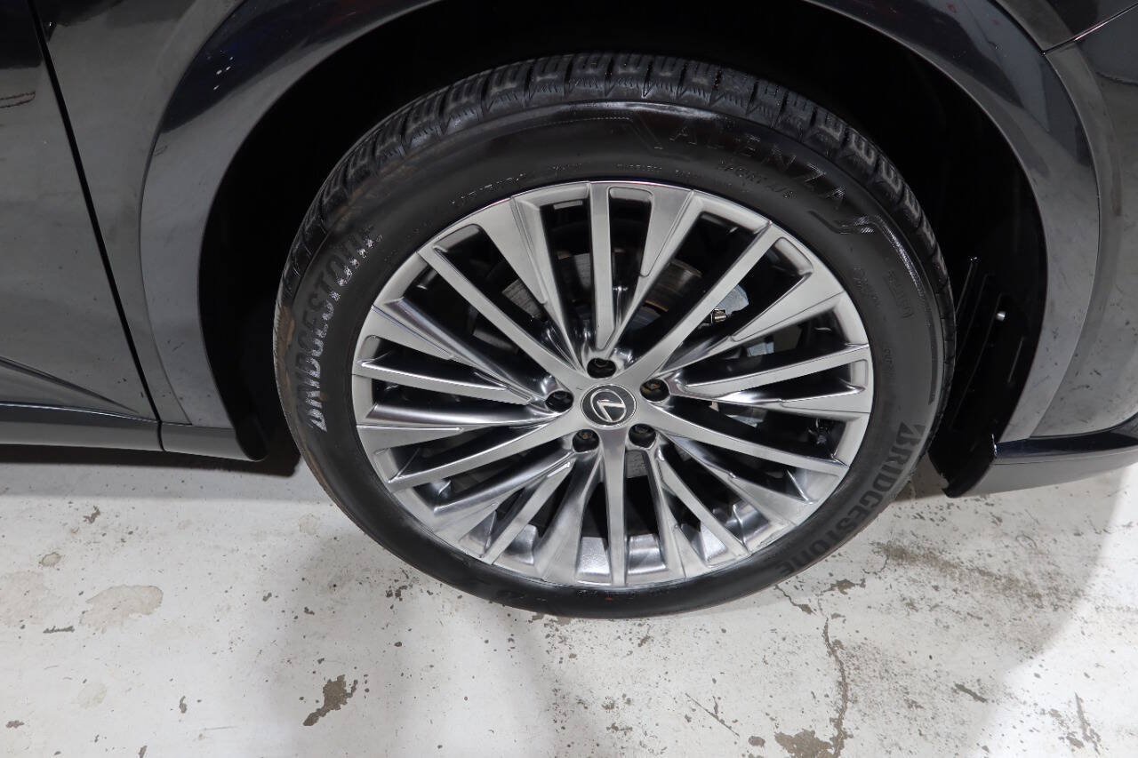 Used 2024 Lexus RX 450h AWD w/ Convenience Package image 42