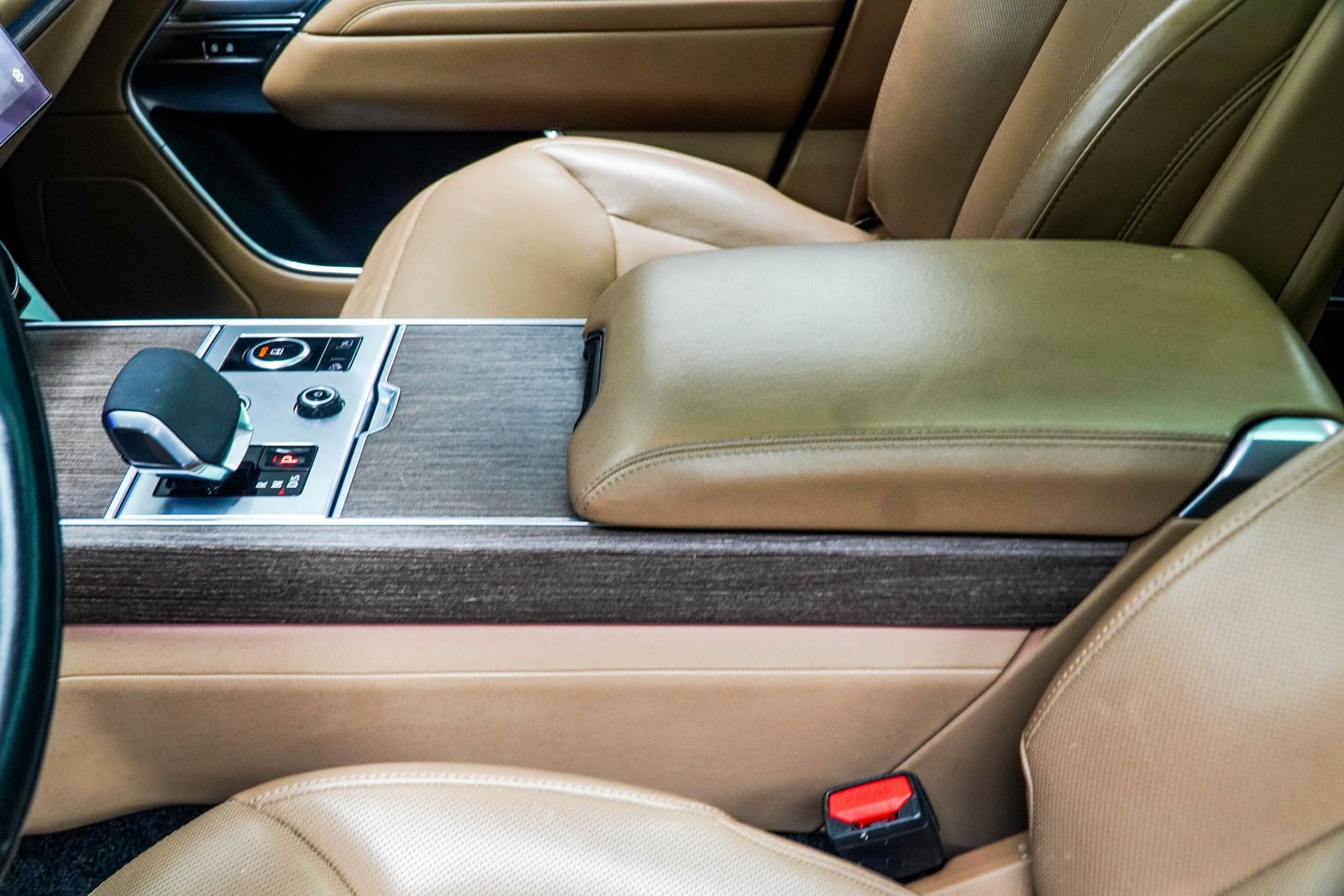 Used 2023 Land Rover Range Rover SE image 17