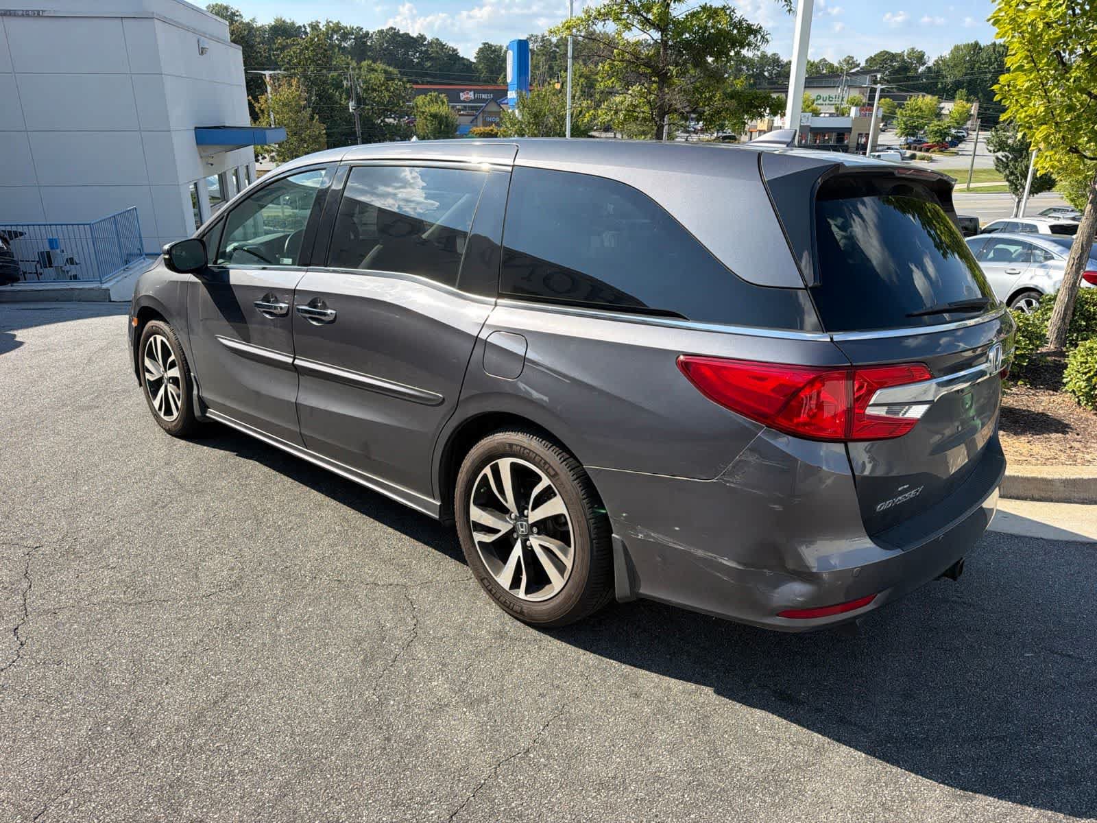 Used 2019 Honda Odyssey Elite image 7