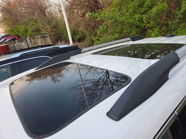 Used 2019 GMC Acadia SLT w/ LPO, Floor Liner Package image 7