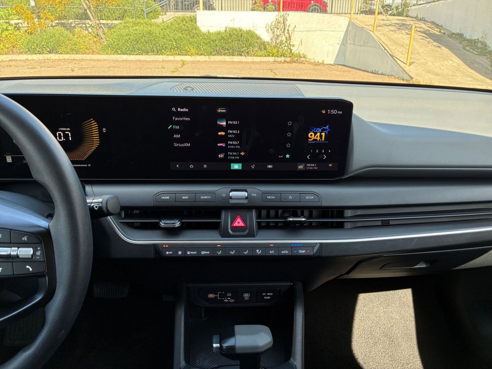 Used 2025 Kia K4 LXS image 17