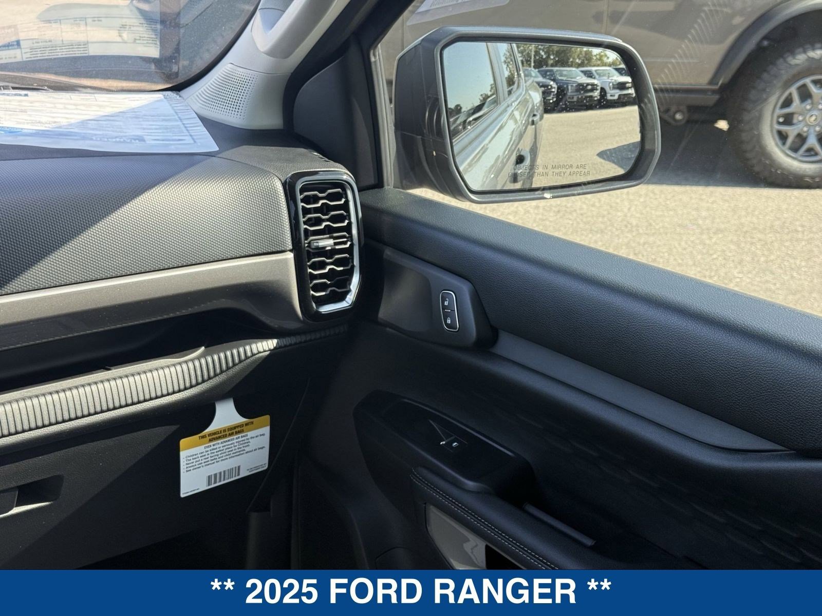 New 2025 Ford Ranger XLT w/ Equipment Group 301A High image 18