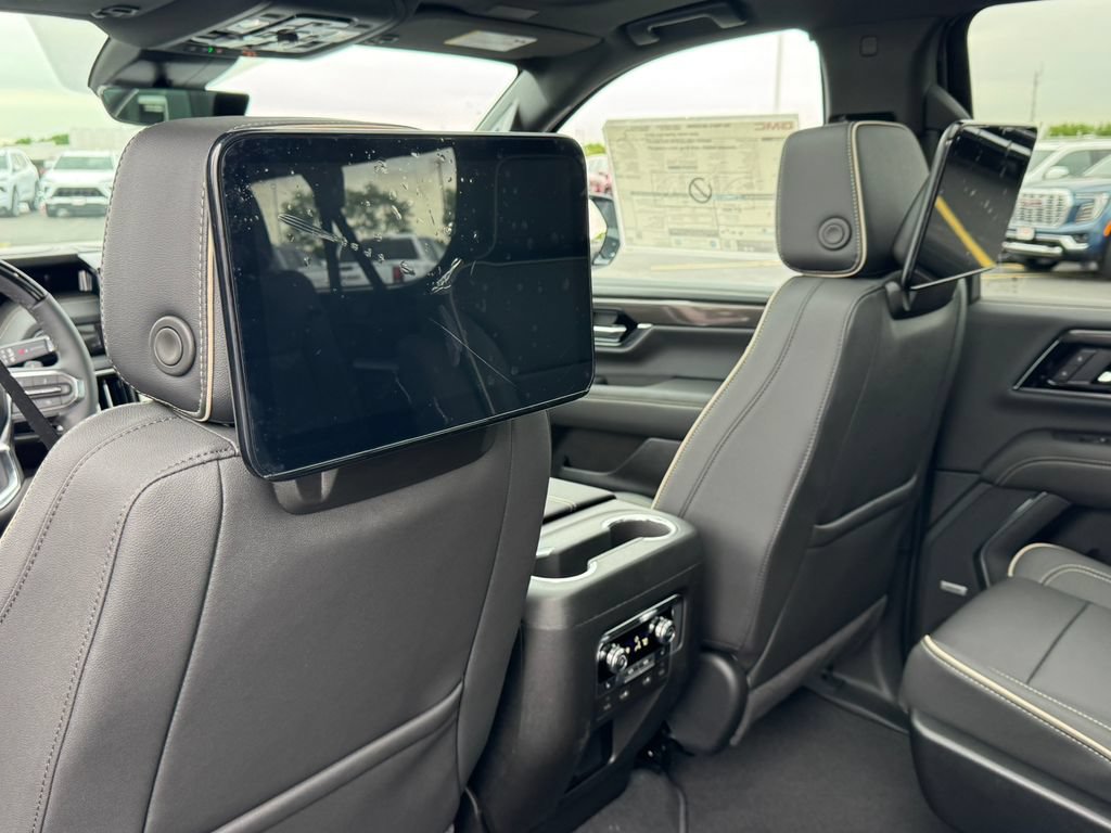 New 2026 GMC Yukon XL Elevation w/ Elevation Premium Package AWD/4WD image 25
