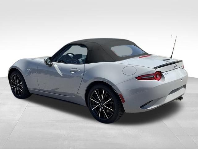 New 2026 MAZDA MX-5 Miata Grand Touring image 3
