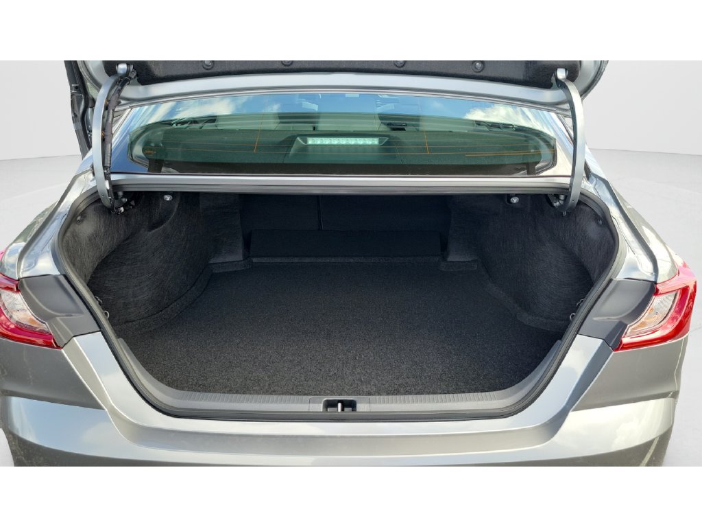 Used 2026 Toyota Camry SE w/ Convenience Package FWD image 28