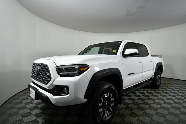 Used 2023 Toyota Tacoma TRD Off-Road image 6