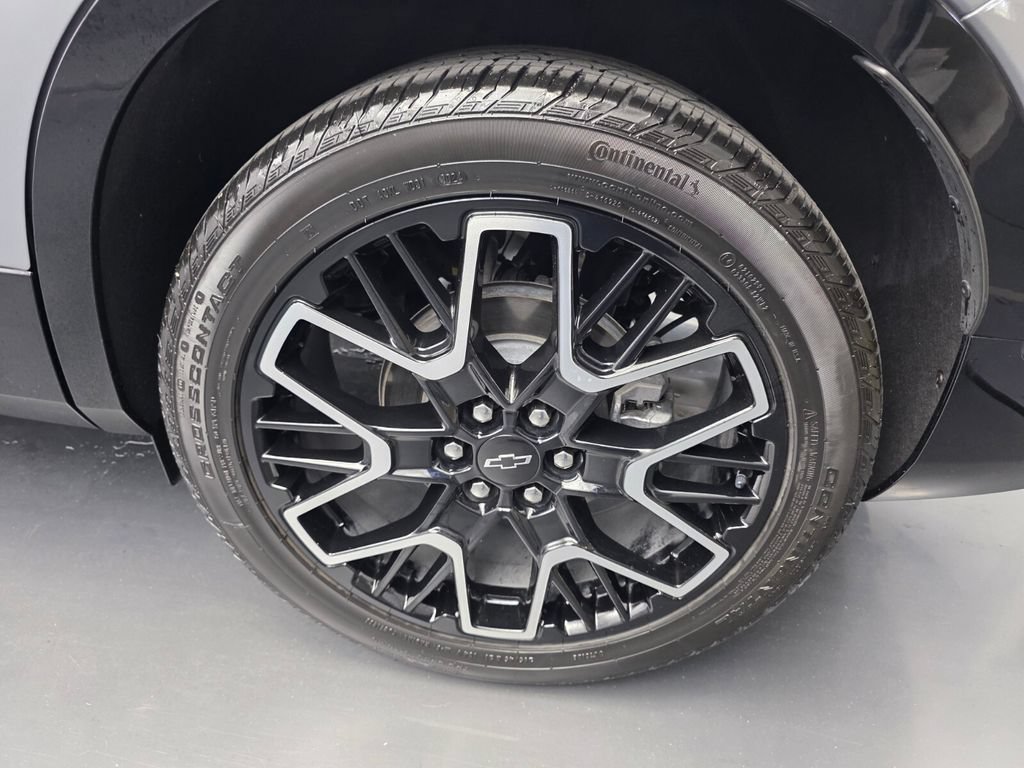 Used 2025 Chevrolet Blazer RS w/ Driver Confidence II Package FWD image 15