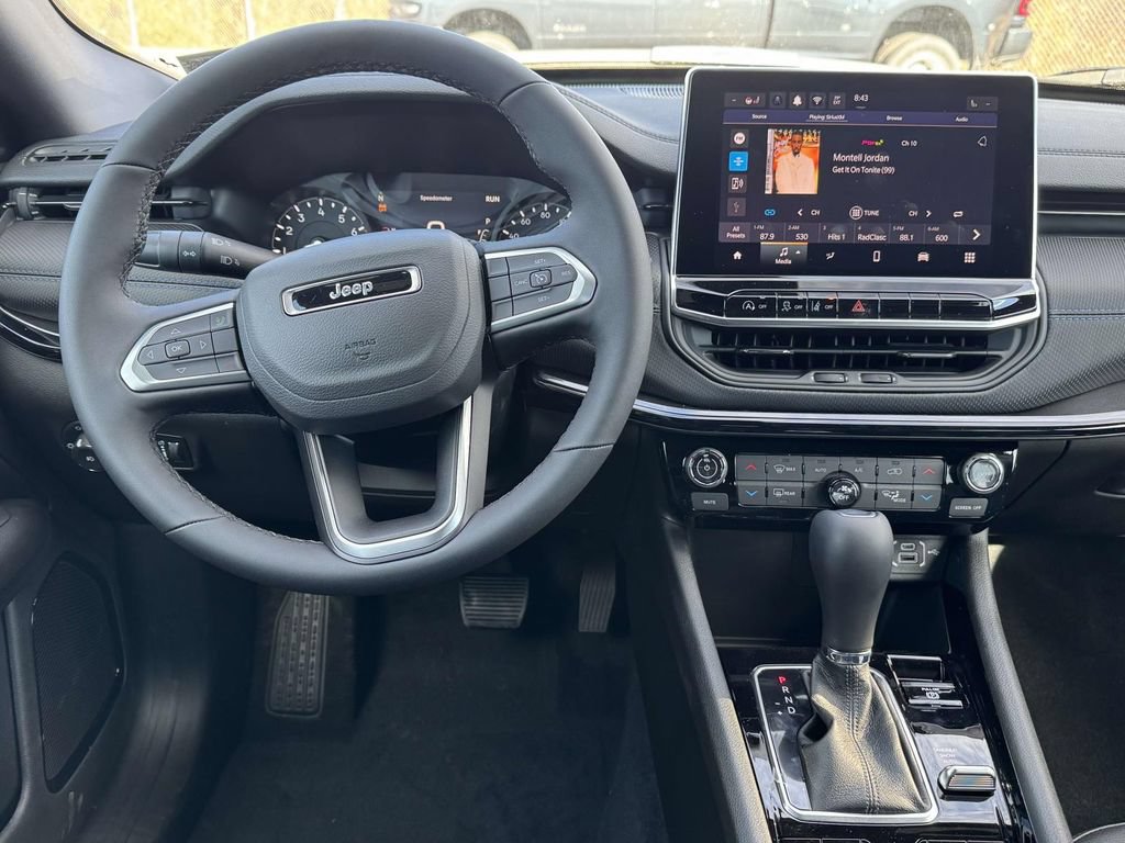 New 2026 Jeep Compass Latitude AWD/4WD image 14