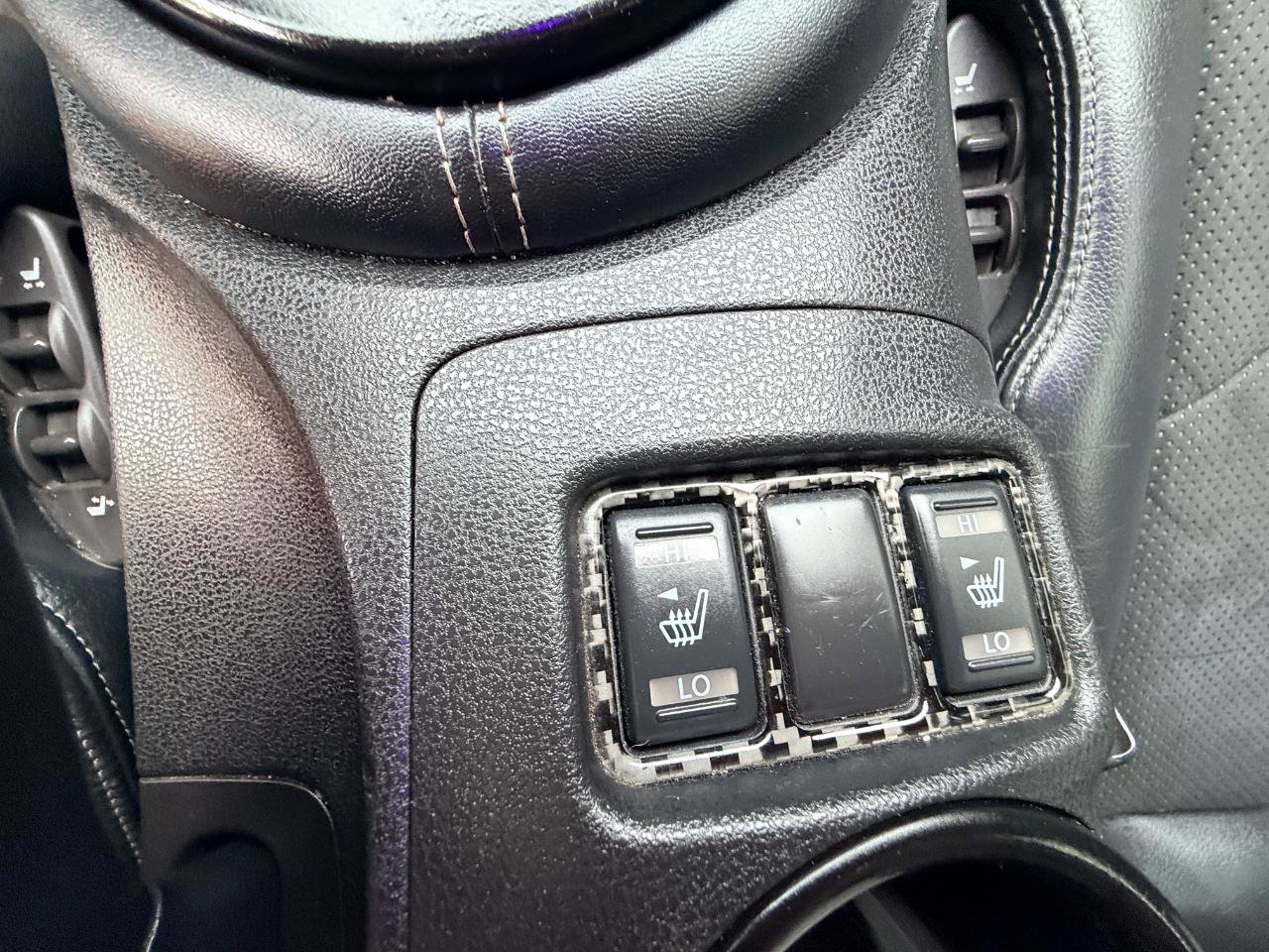Used 2010 Nissan 370Z Touring RWD image 17