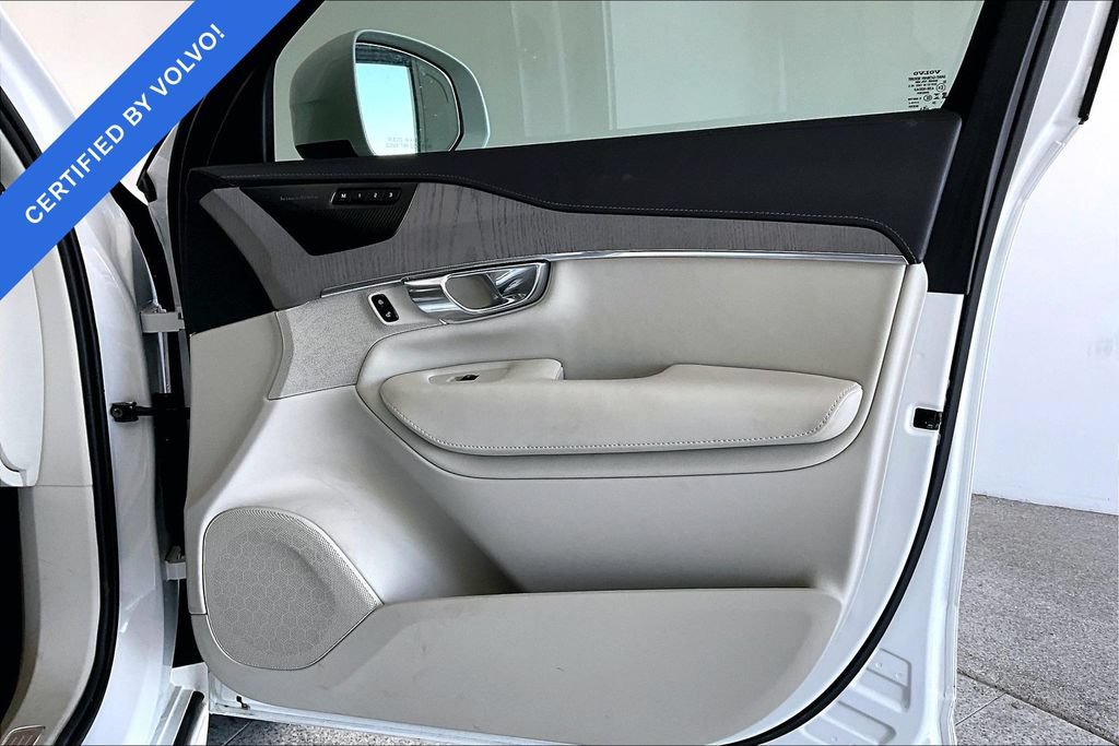 Used 2025 Volvo XC90 T8 Ultra w/ Protection Package Premier AWD/4WD image 23