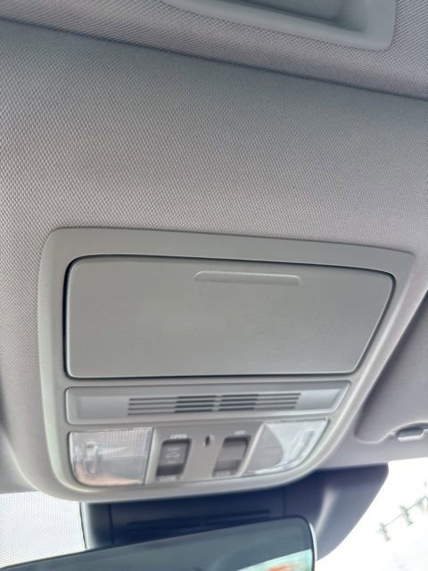 Used 2018 Honda Accord EX-L image 26