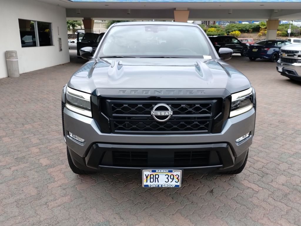 Used 2023 Nissan Frontier SV w/ Midnight Edition Package image 8