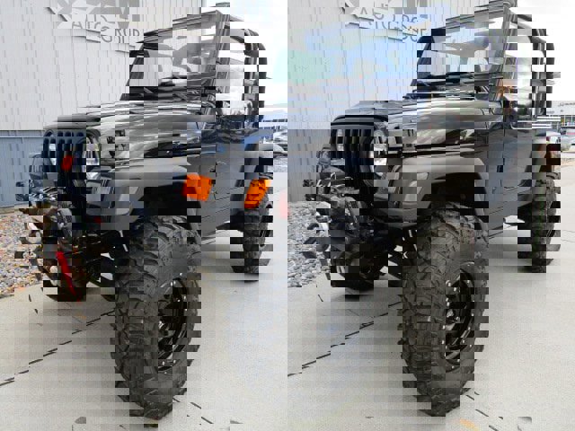 Used 2000 Jeep Wrangler Sport image 1