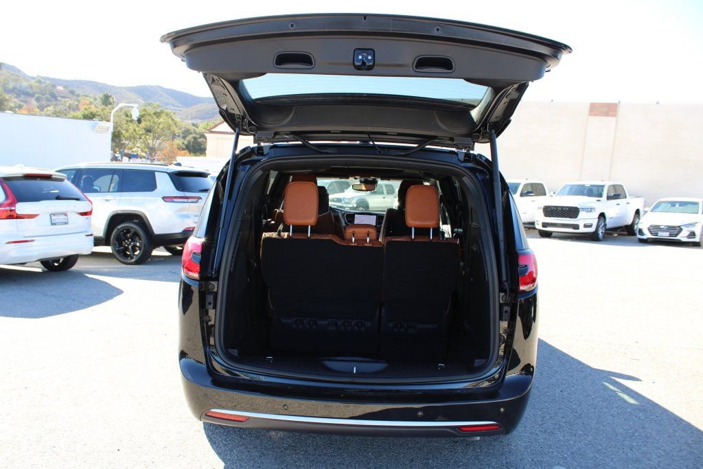 New 2026 Chrysler Pacifica Pinnacle image 34