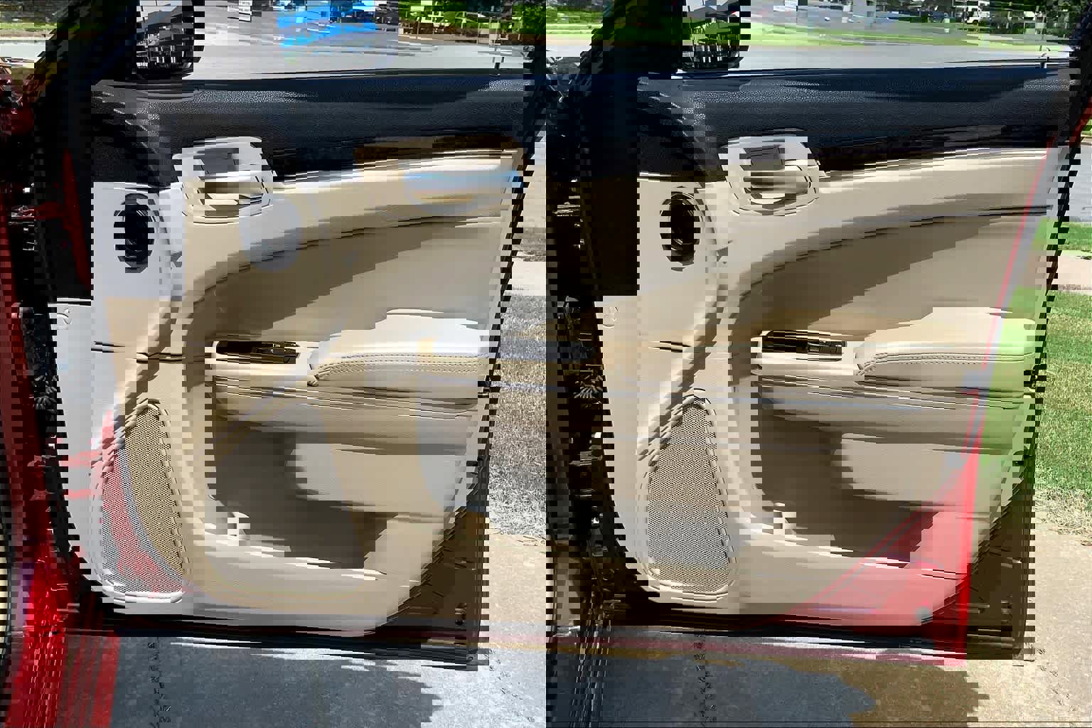 Used 2014 Chrysler 300 image 22