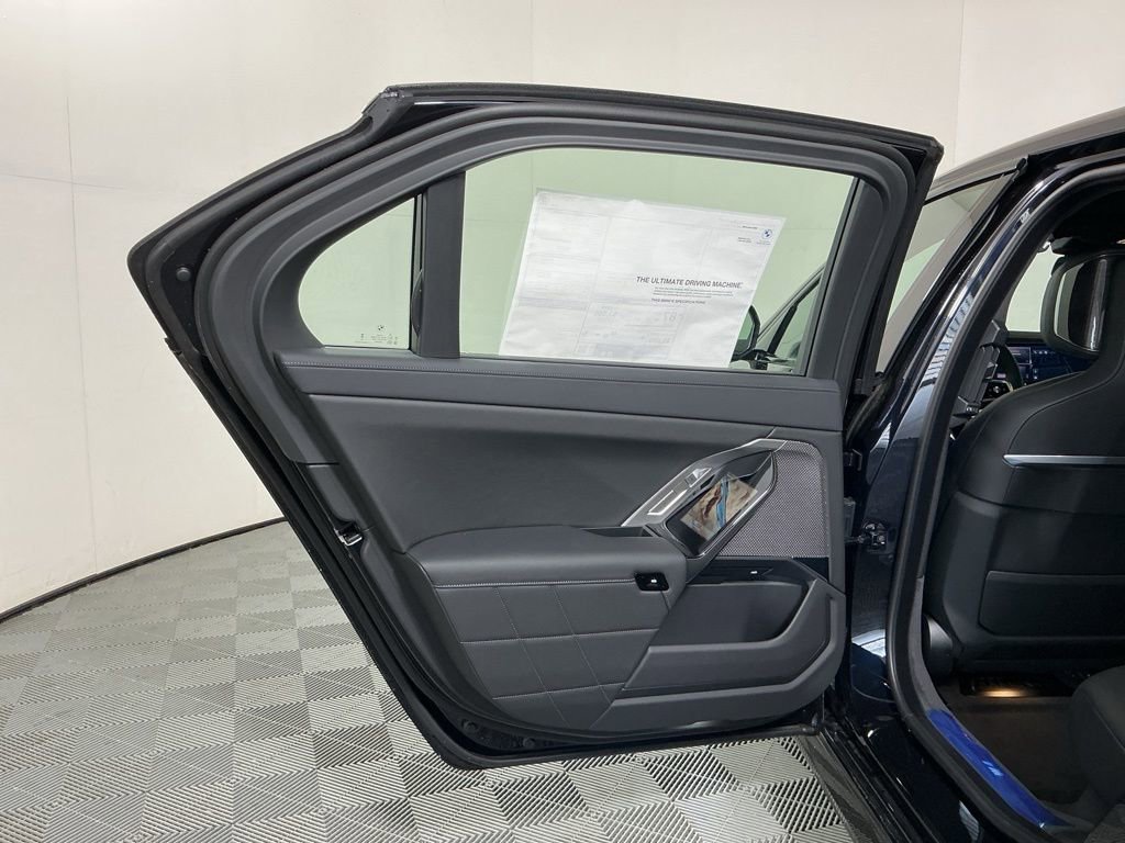 New 2026 BMW i7 eDrive50 w/ M Sport Package RWD image 16