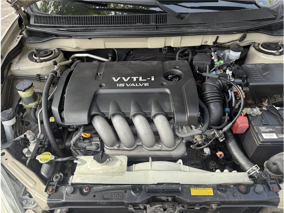 Used 2003 Toyota Matrix XRS FWD image 12