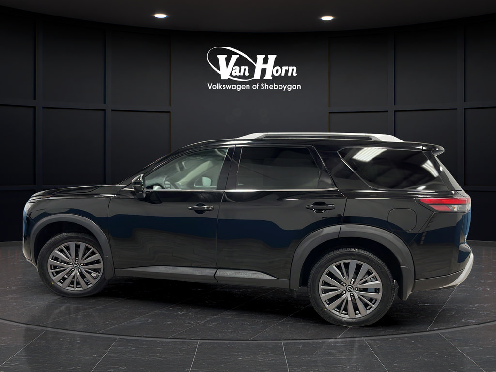 Used 2024 Nissan Pathfinder SL w/ SL Premium Package AWD/4WD image 4