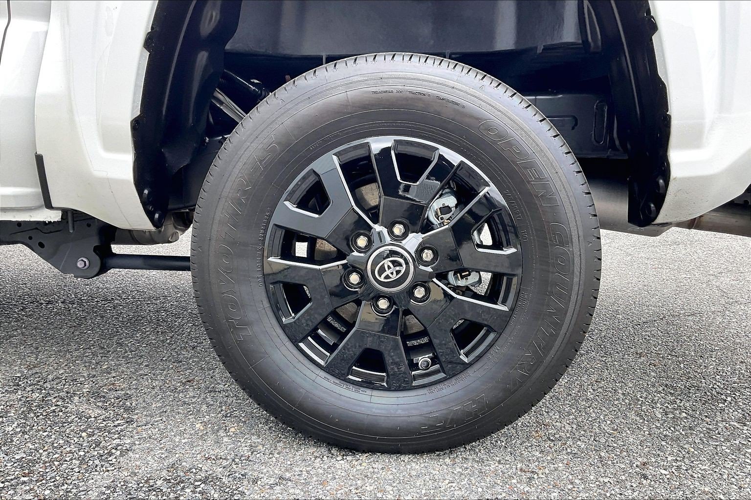 Used 2025 Toyota Tacoma SR5 RWD image 11