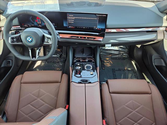 New 2027 BMW 550e xDrive w/ Executive Package AWD/4WD image 14