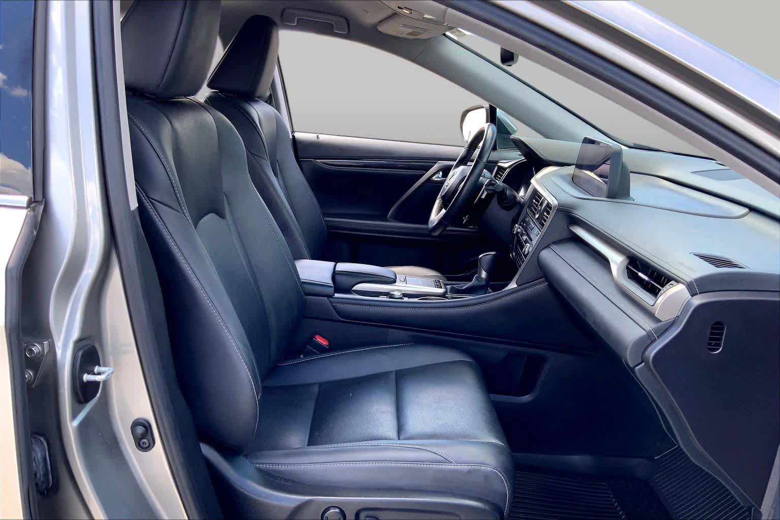 Used 2022 Lexus RX 350 FWD image 9