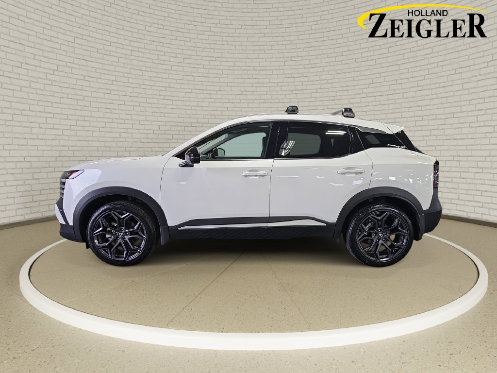Certified 2026 Nissan Kicks SR w/ SR Premium Package AWD/4WD image 8